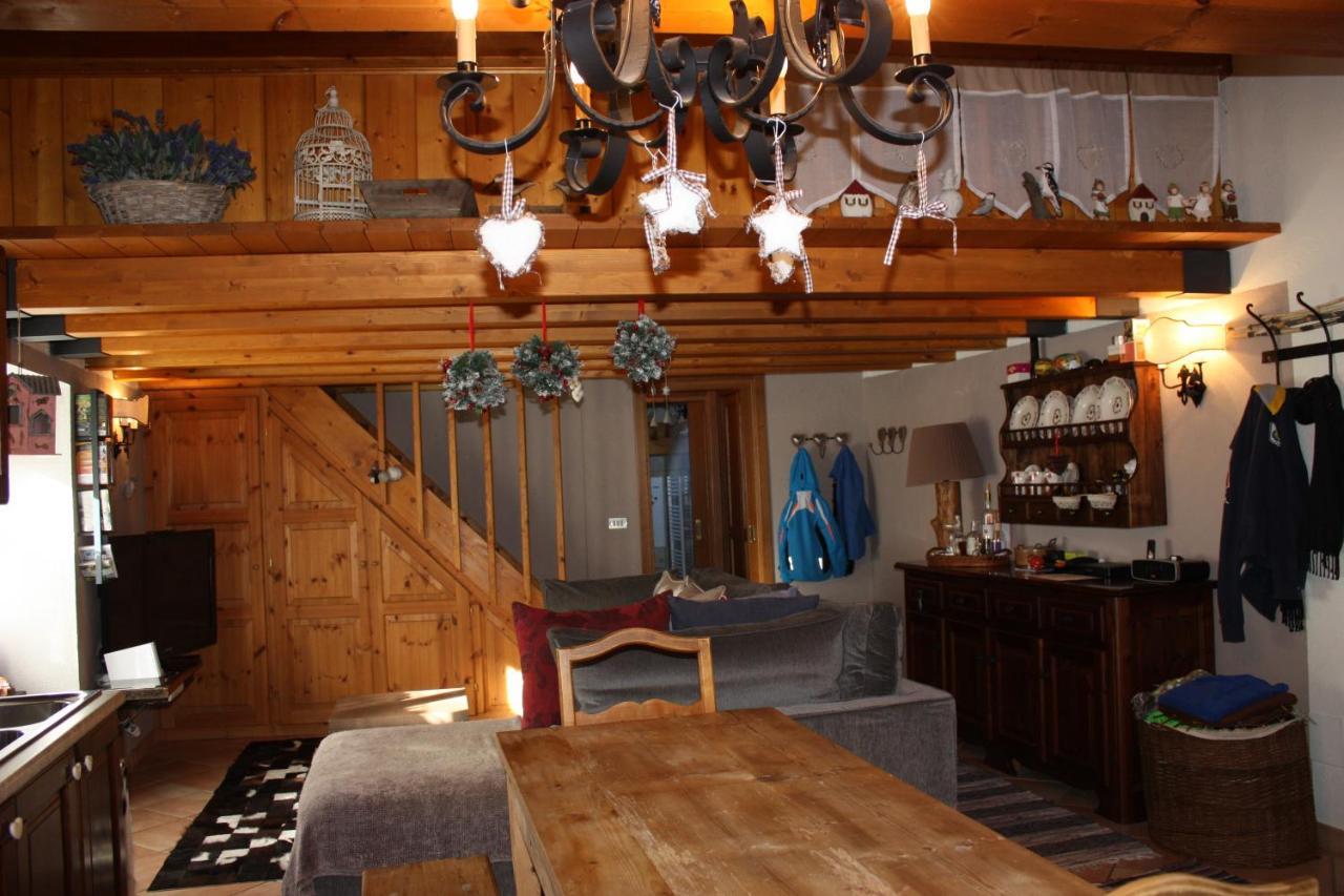 Appartamenti Vista Monte Bianco Courmayeur-Entreves Bagian luar foto