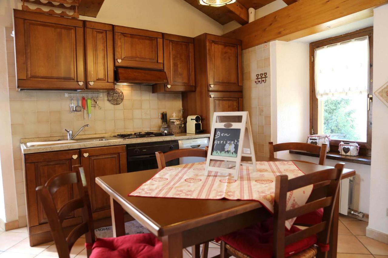 Appartamenti Vista Monte Bianco Courmayeur-Entreves Bagian luar foto